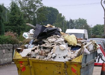 Reasons to Hire Rubbish Removal Company