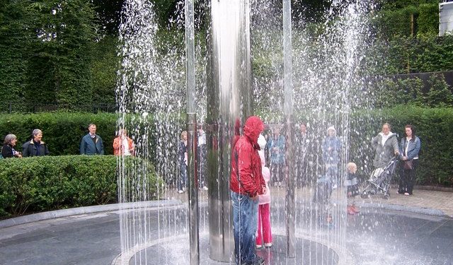 4 Examples of Outdoor Water Features That May Be Right For Your Property
