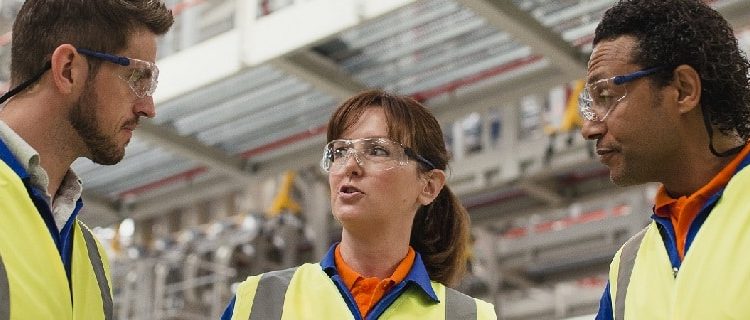 Tips to Help You Easily Shift From an Employee to an Employer