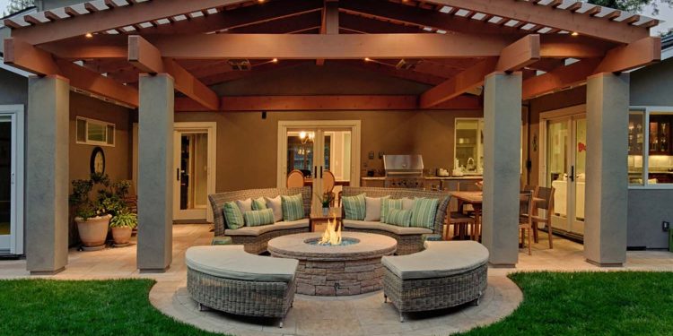 8 ways to Spruce Up Your Outdoor Patio