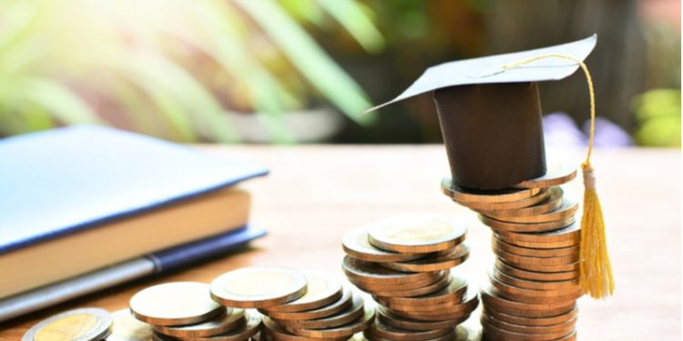 Millennials Are Still Repaying Student Loans Decades After Graduating From College