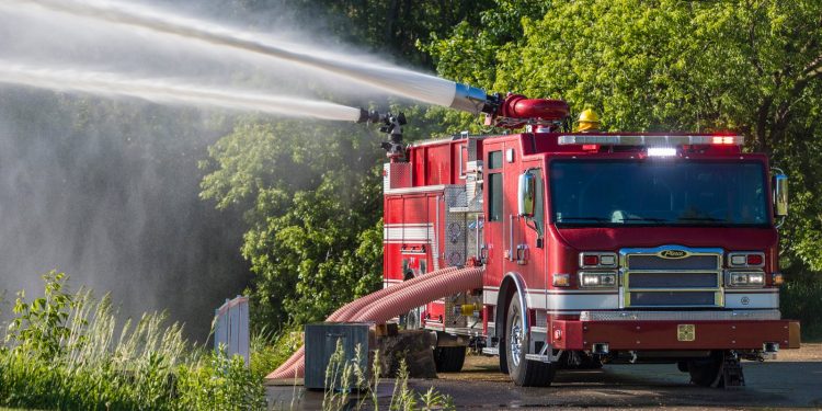 The Main Features of a Fire Truck to Respond Quickly