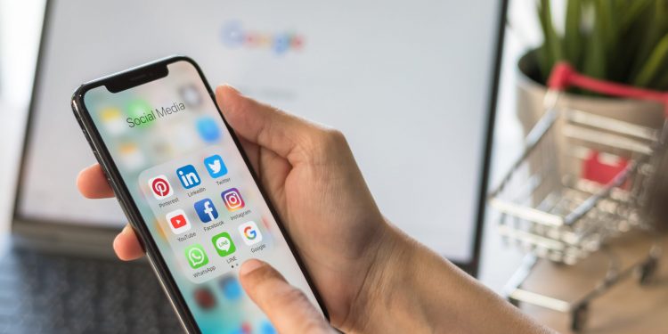How Social Media Is Feeding Consumerist Desires