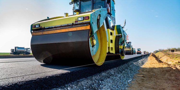 10 Reasons You Should Hire an Asphalt Services Company