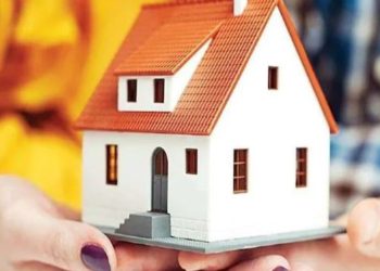The Great Housing Debate: Renting vs. Owning—A Financial Perspective Unpacked
