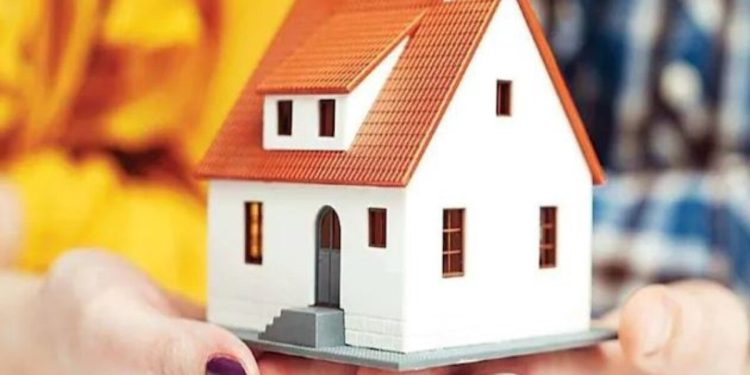 The Great Housing Debate: Renting vs. Owning—A Financial Perspective Unpacked