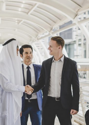 Step-by-Step Guide to Starting a Business in the UAE